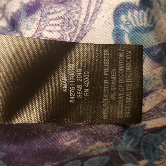Simply Emma plus size 2X geometric print short sleeves gathered front top. 618 - Picture 4 of 5